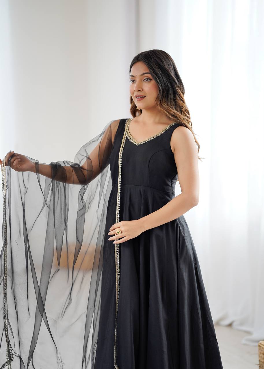 KASTURI BLACK ANARKALI SUIT SET