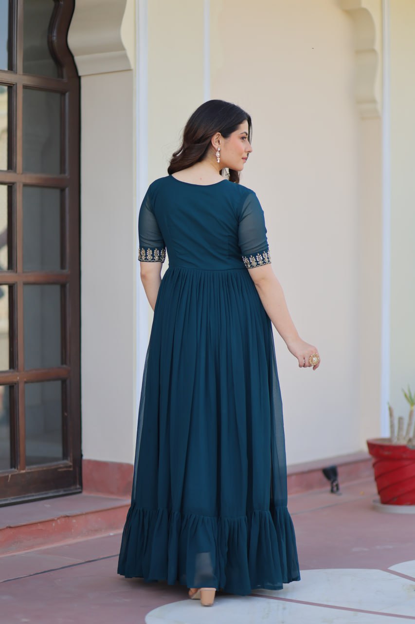 Shambhavi rama Suit Set