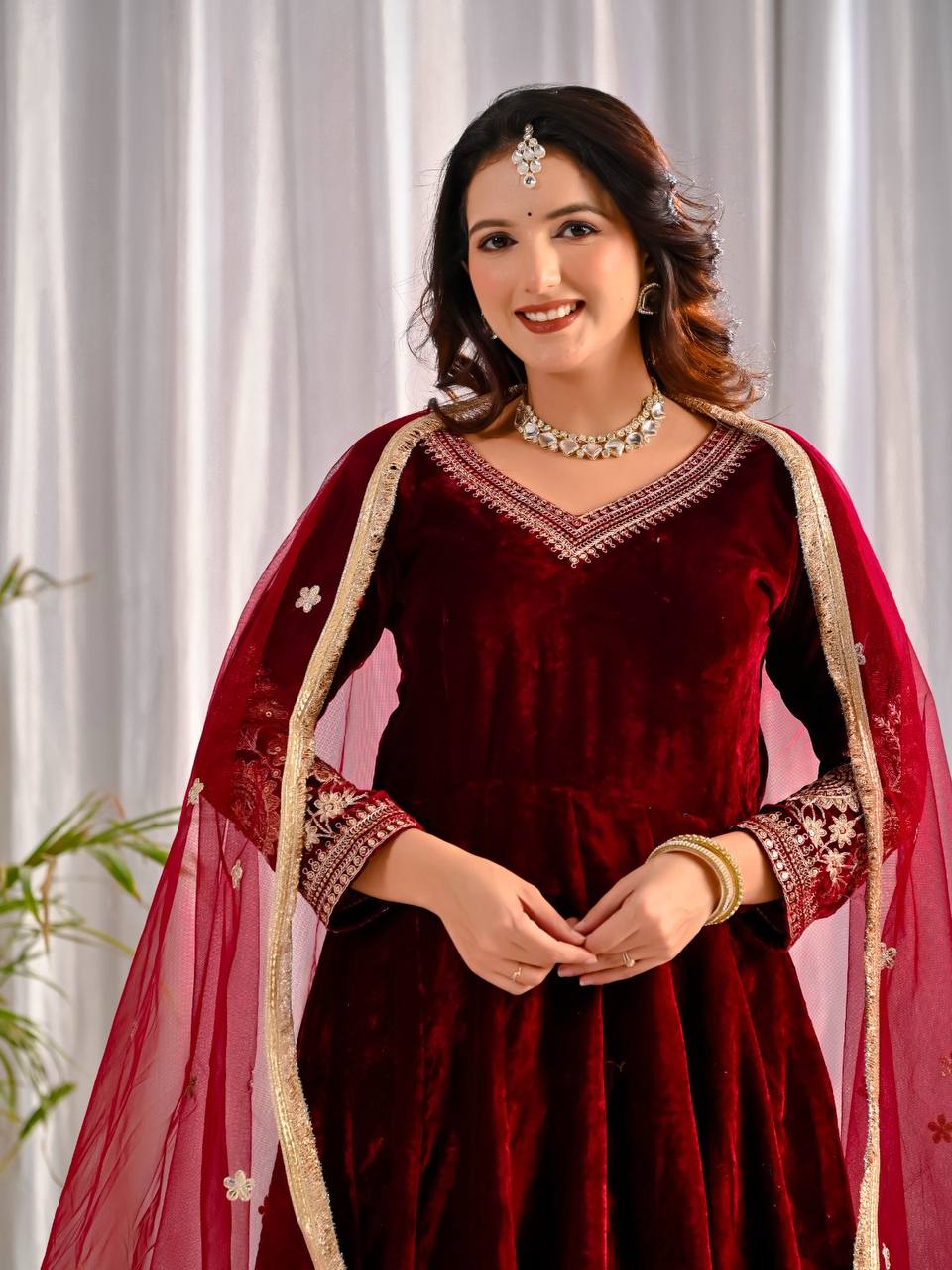 JAKIRA MARRON VELVET ANARKALI SUIT SET
