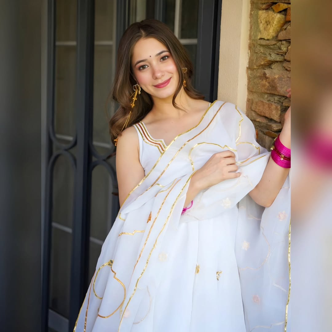 Shubhra Glint Kurta Set