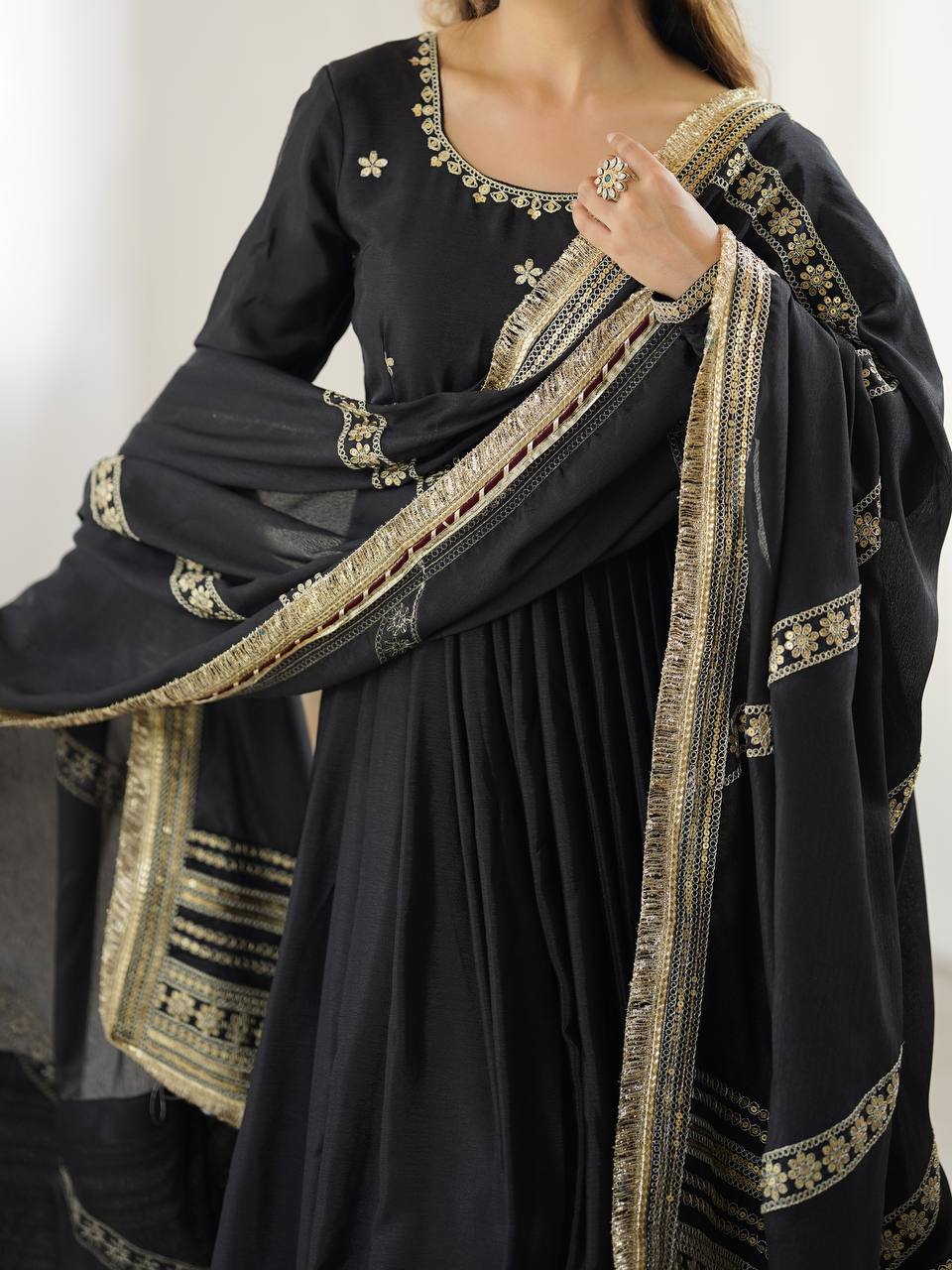 NEHA'S BLACK COLOUR TRENDING ANARKALI SUIT SET
