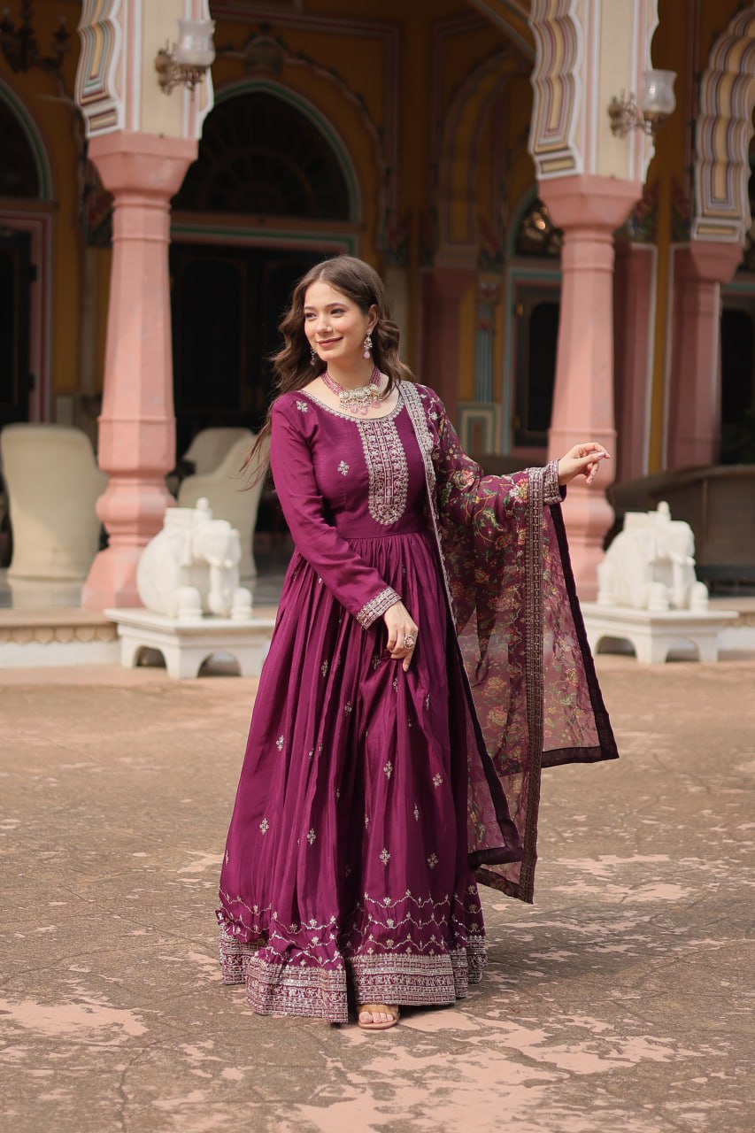 RUBINA WINE EMBROIDERED SUIT SET