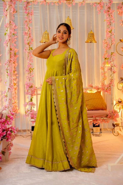 AAROHI LEMON YELLOW  ANARKALI SUIT SET