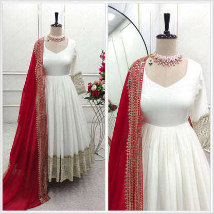 Zarnoor Riwayat  off white colour Suit Set