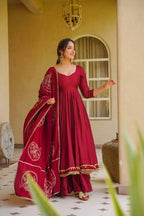Zariya Heirloom Embroidered Anarkali Suit Set