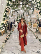 SHARJINA VELVET SUIT SET