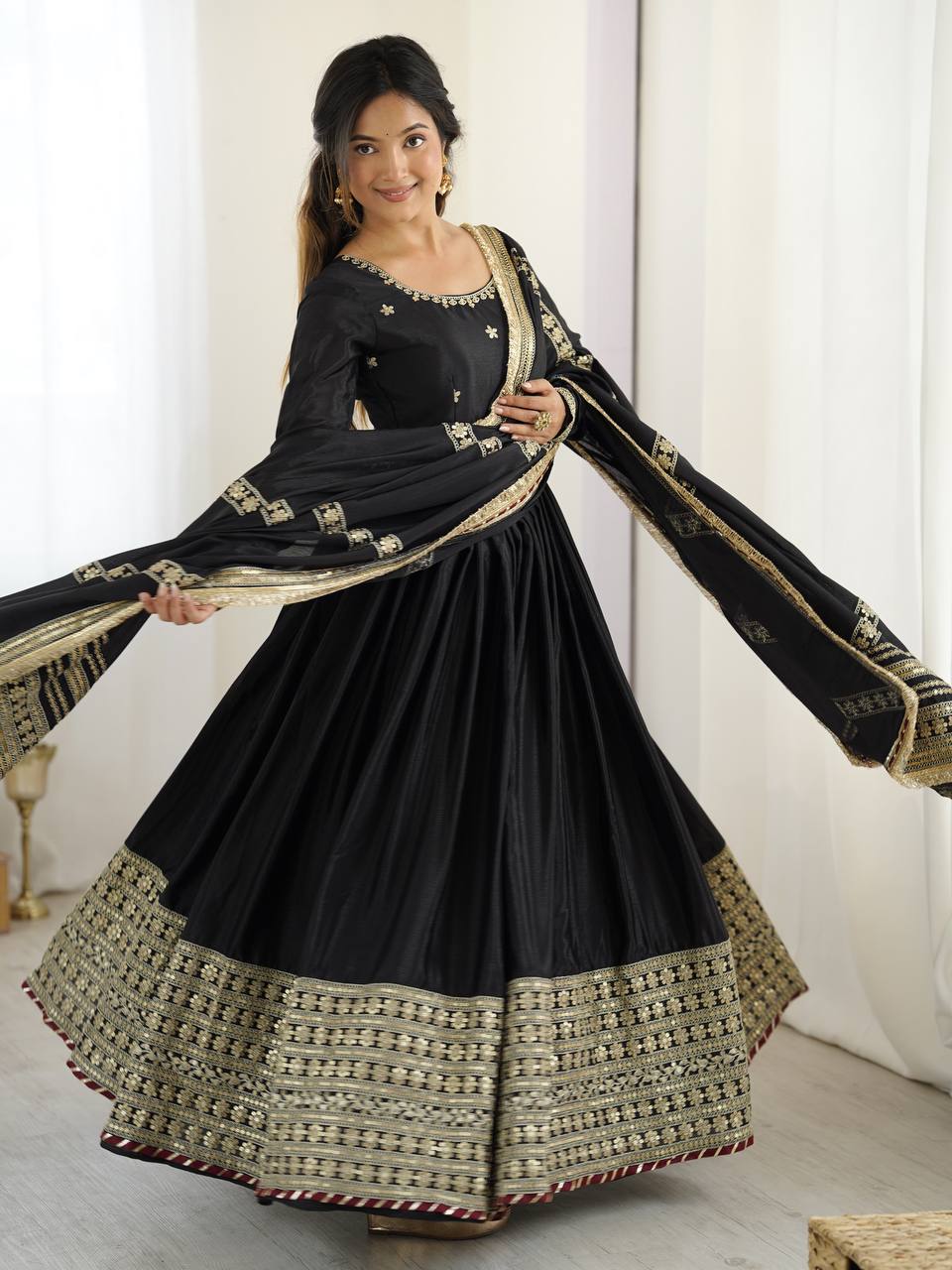 NEHA'S BLACK COLOUR TRENDING ANARKALI SUIT SET