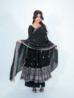 SIYAH BLACK EMBROIDARY ANARKALI SUIT SET