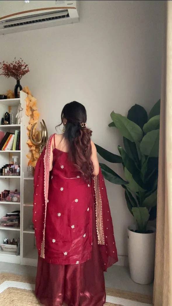 Nayelis Velvetberry Aura Suit Set