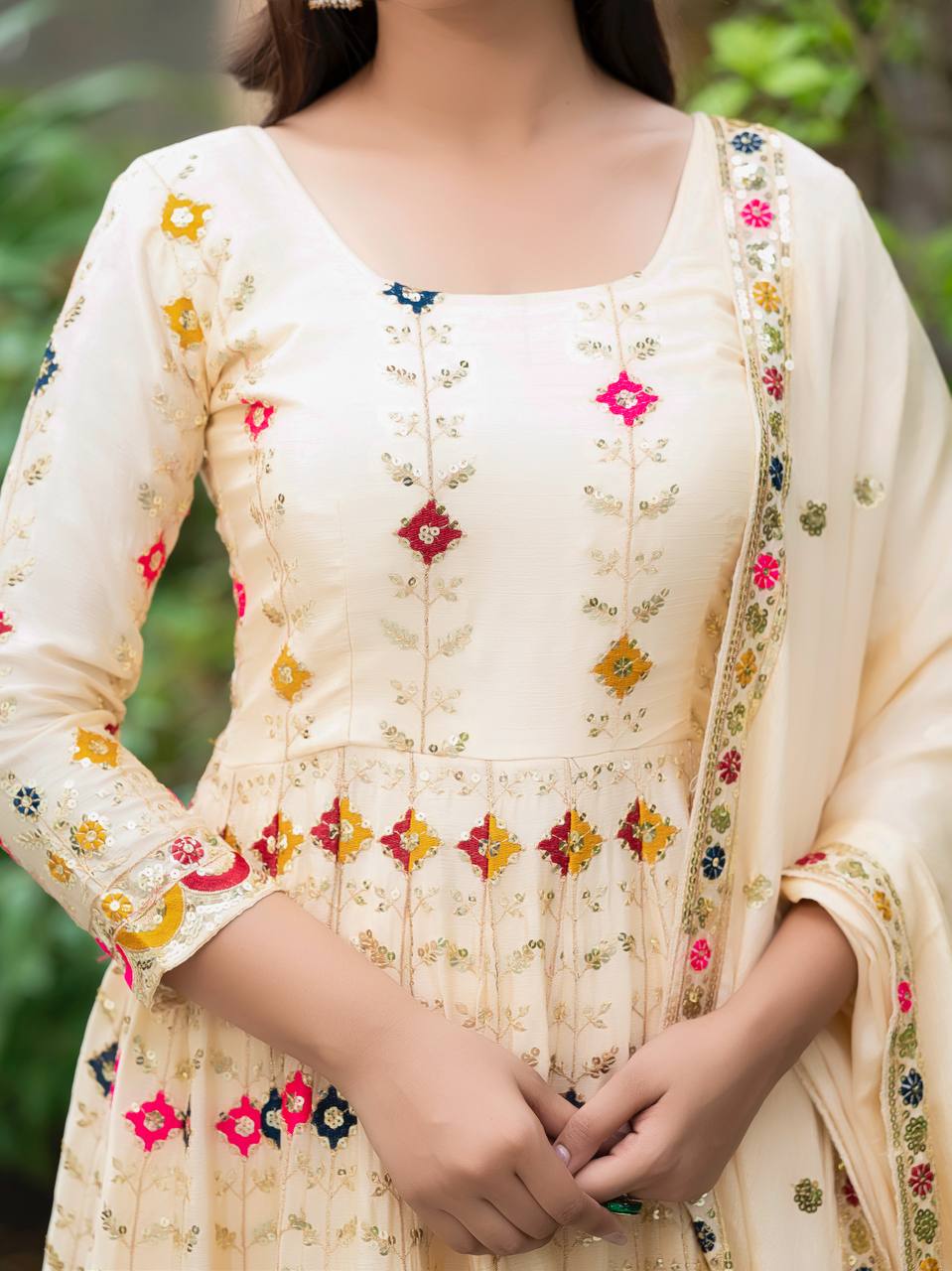 aurelia floral opulence anarkal suit set