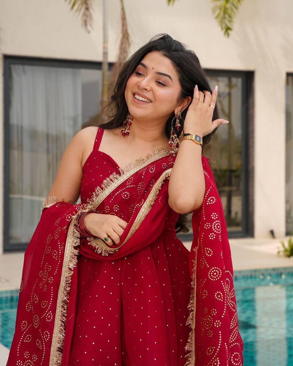 Lunessa Elite Red Suit Set