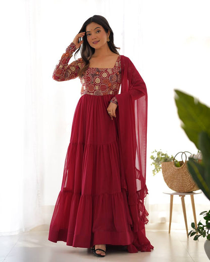 LAAL ISHQ ANARKALI SUIT SET