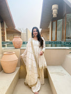 AAHNA WHITE FESTIVE KURTA SUIT SET