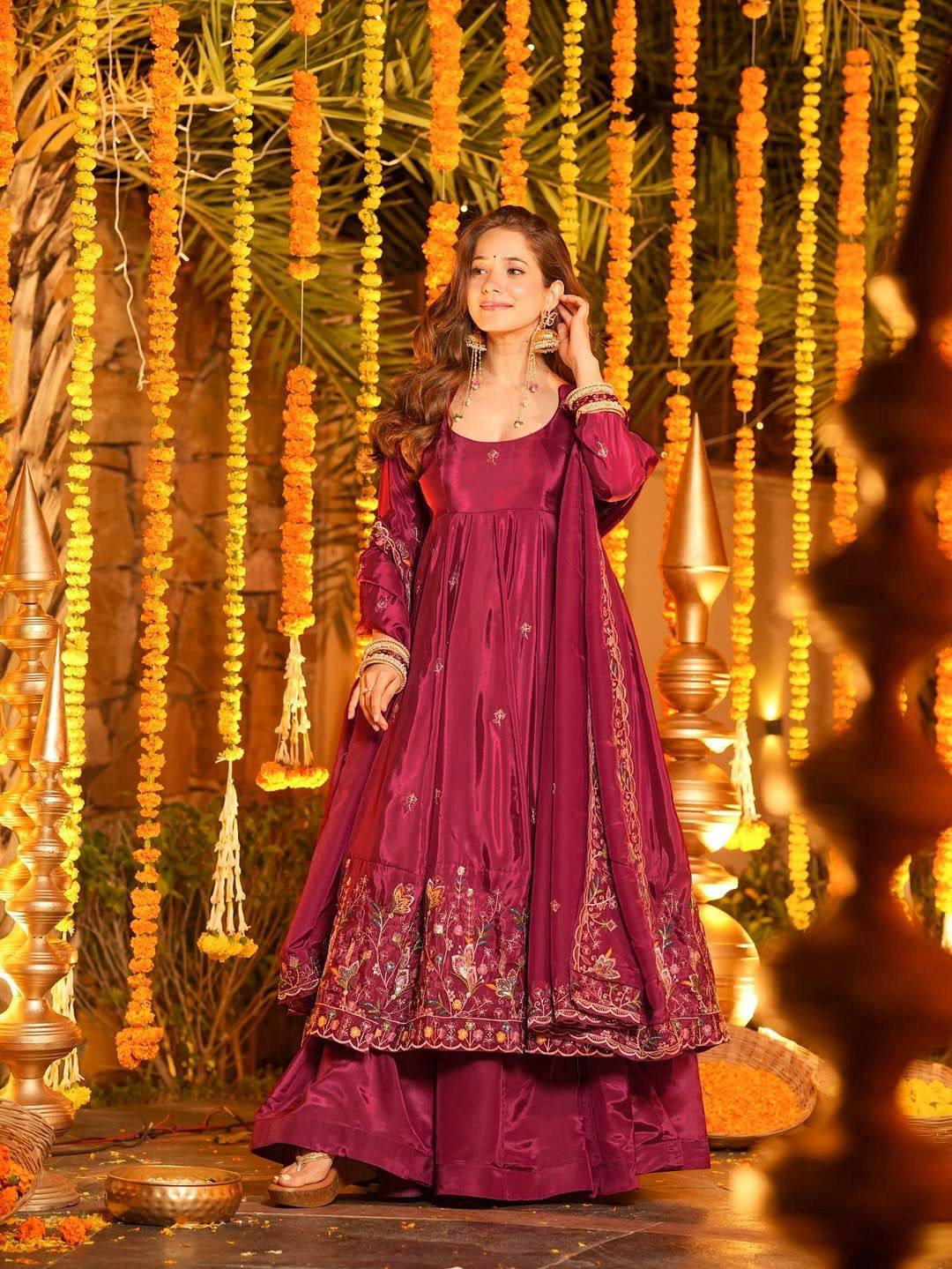 MEHFIL RED ANARKALI SUIT SET