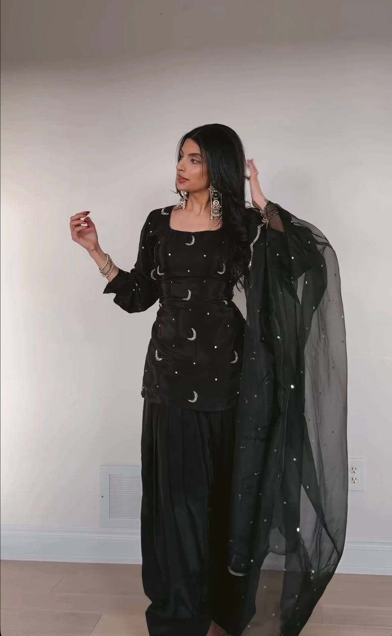 Chaandni Black Moon Embroidered Kurta Suit Set