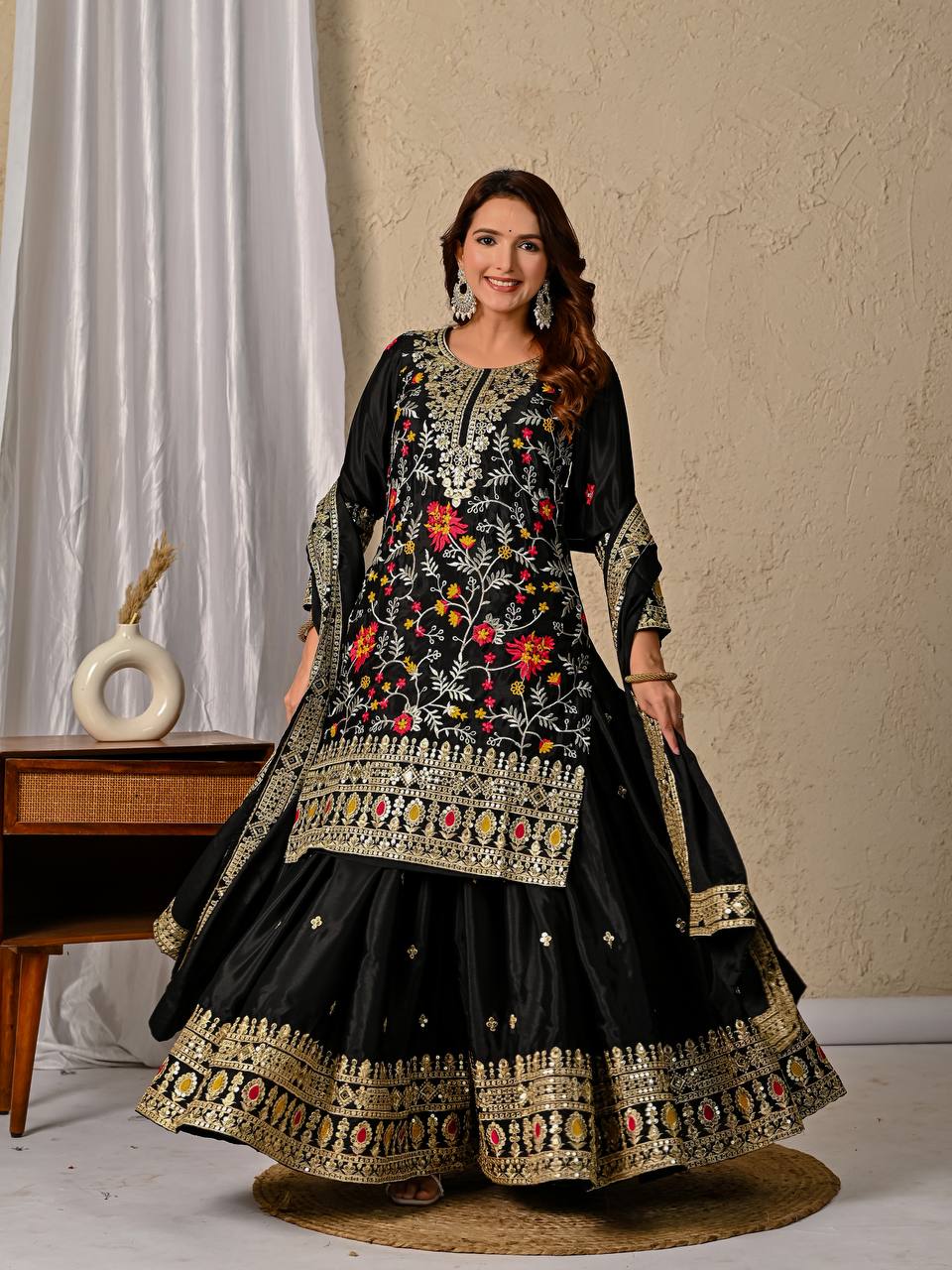 Noor-E-Raat Black Suit Set