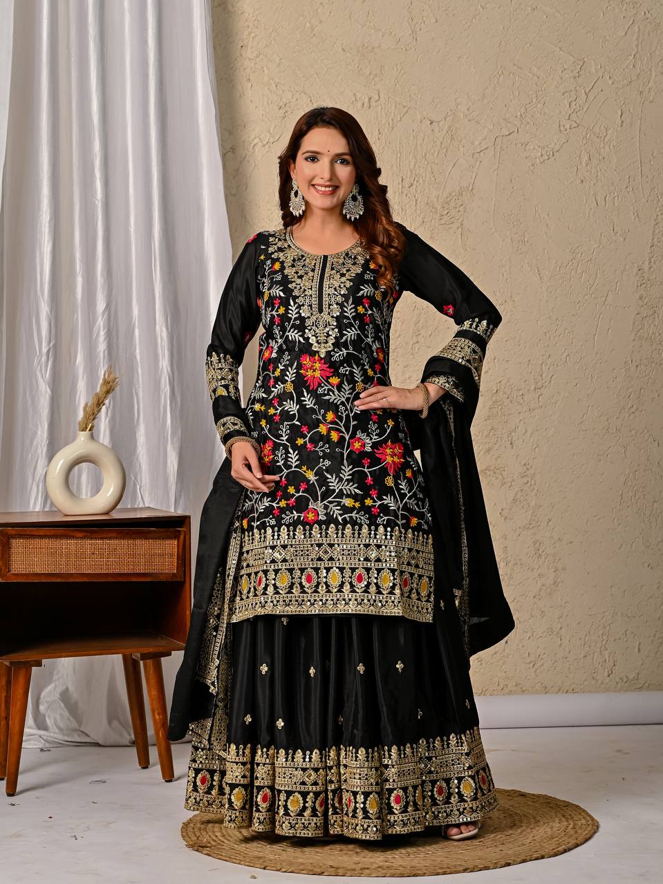 Noor-E-Raat Black Suit Set