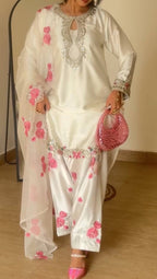 White Pink Rose Kurta Pant Suit Set