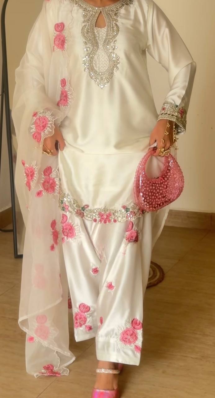White Pink Rose Kurta Pant Suit Set