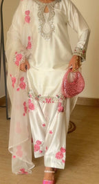 White Pink Rose Kurta Pant Suit Set