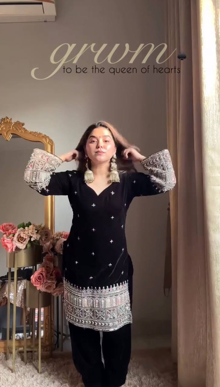 Zafiya Black Couture Embroidered Kurta Dupatta Set