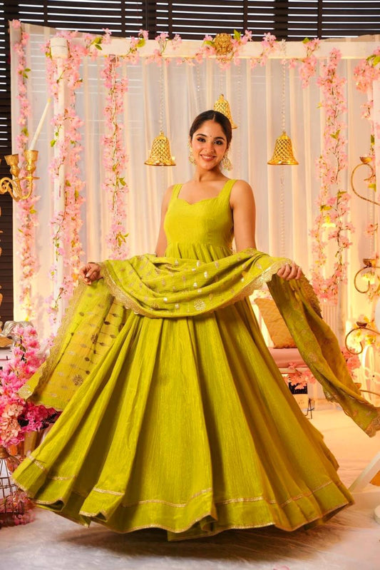 AAROHI LEMON YELLOW  ANARKALI SUIT SET