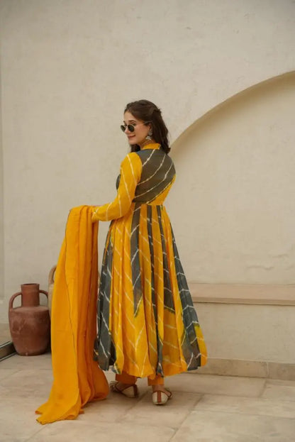 ISHVA MUSTARD & BLACK COLOR ORGANZA SUIT SET