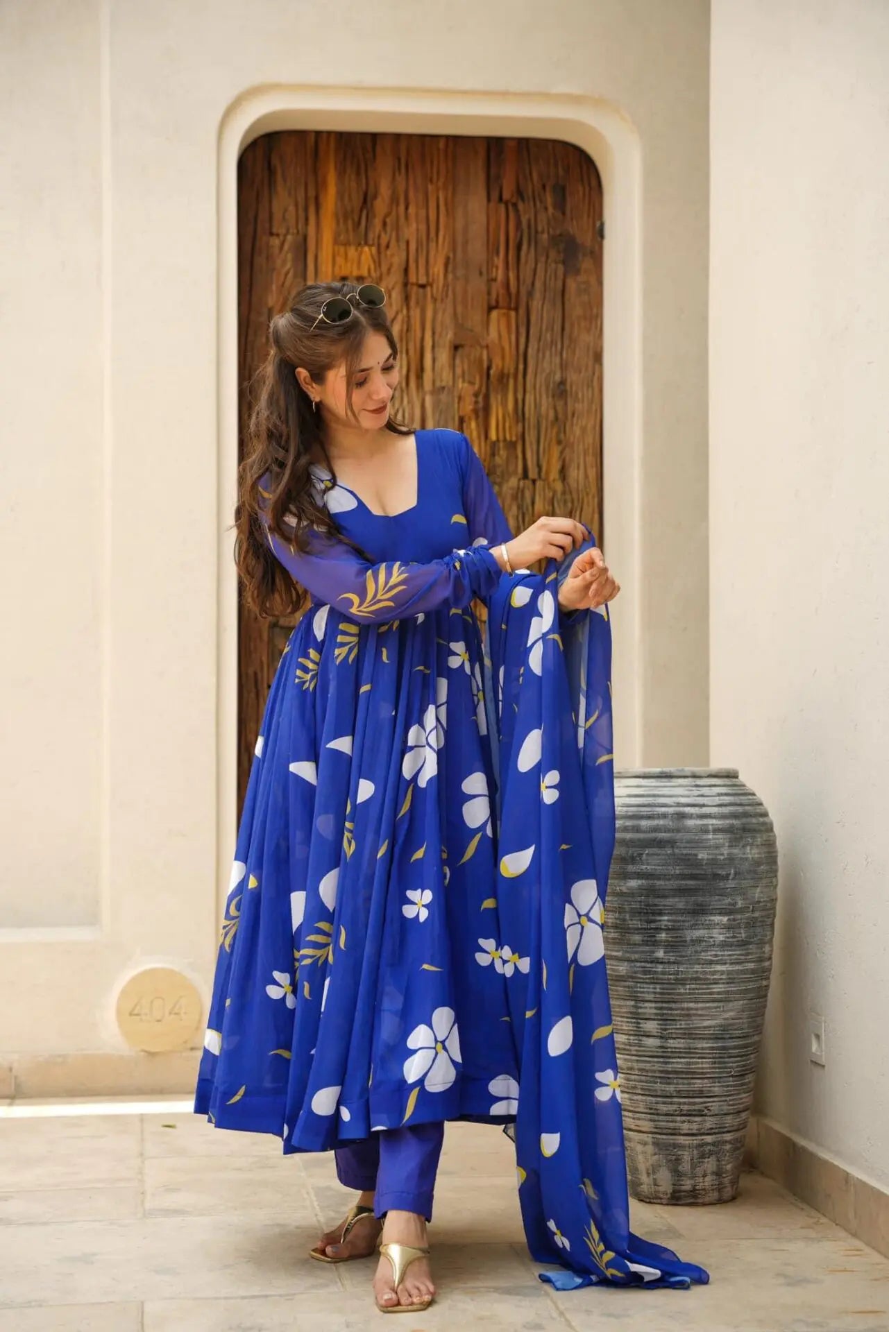 ISHVA BLUE FLORAL GEORGETTE SUIT SET