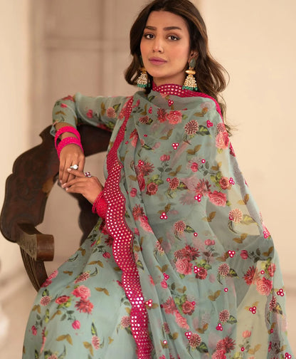 ASTAR GOWN AND DUPATTA SINON FABRIC SUIT SET