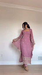SARJINA LIGHT PINK SLWAR SUIT SET
