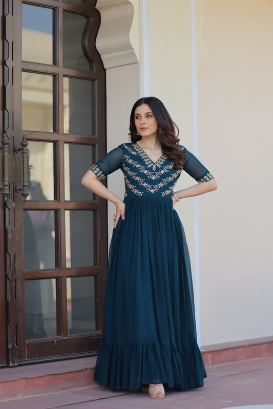 Shambhavi  rama  Suit Set