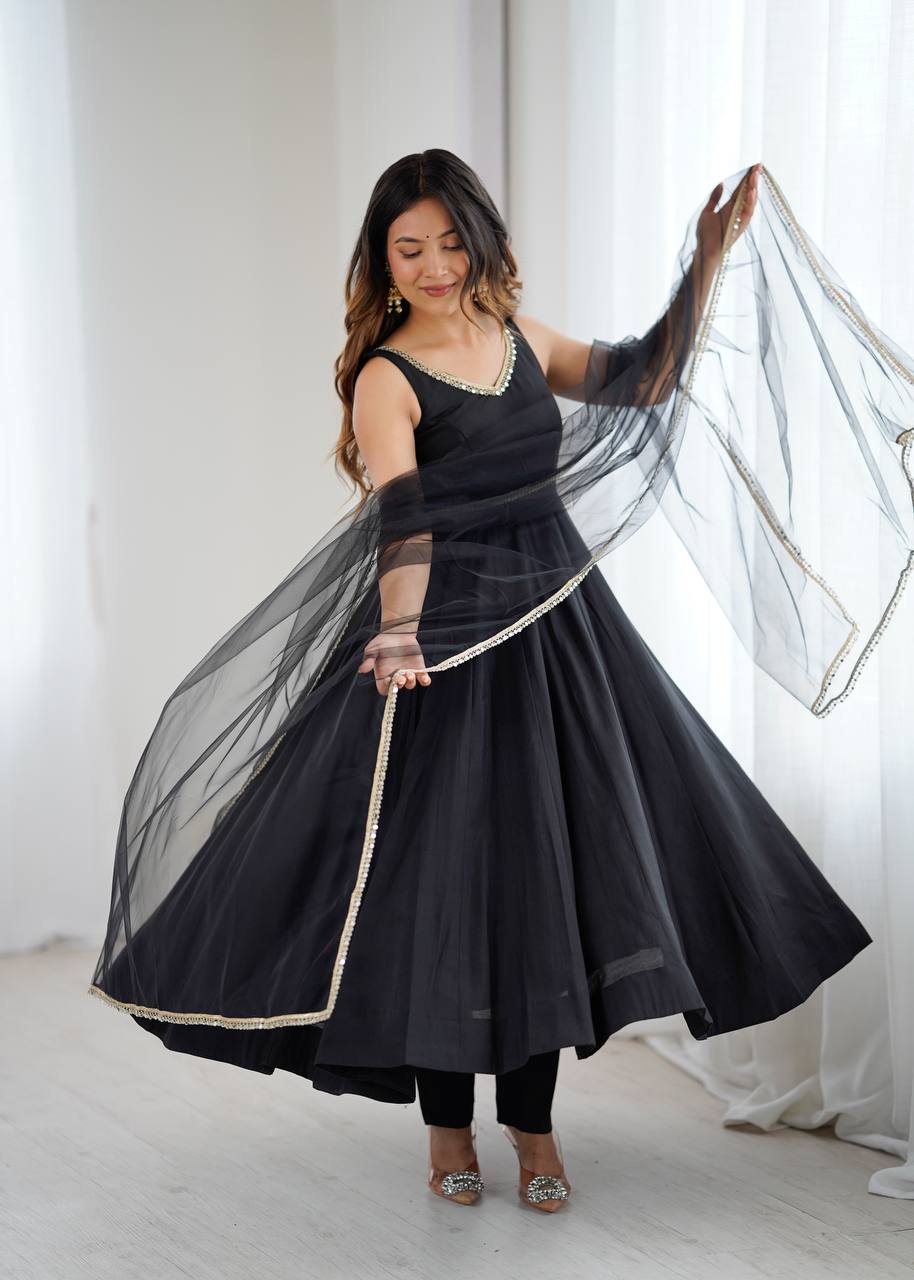 KASTURI BLACK ANARKALI SUIT SET