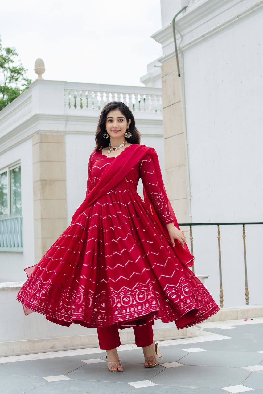 SIMRAN'S MAROON EMBROIDERED GEORGETTE SUIT SET