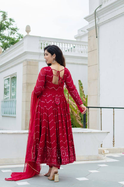 SIMRAN'S MAROON EMBROIDERED GEORGETTE SUIT SET