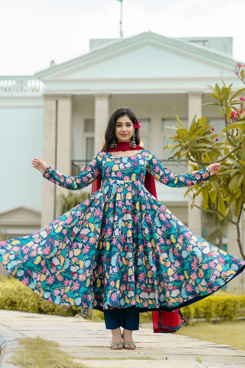 SIMRAN'S MALTICOLOR FLOWER SUIT SET