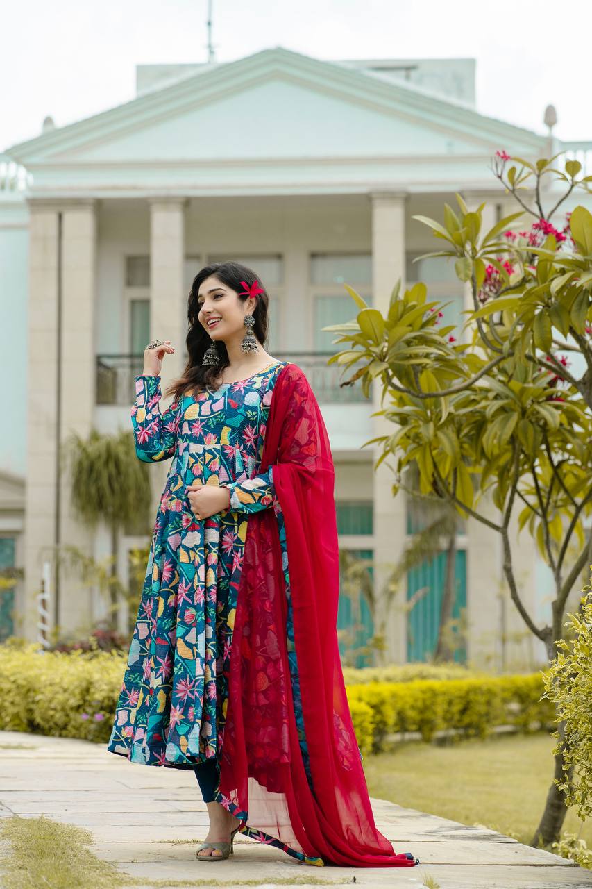 SIMRAN'S MALTICOLOR FLOWER SUIT SET