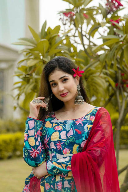 SIMRAN'S MALTICOLOR FLOWER SUIT SET