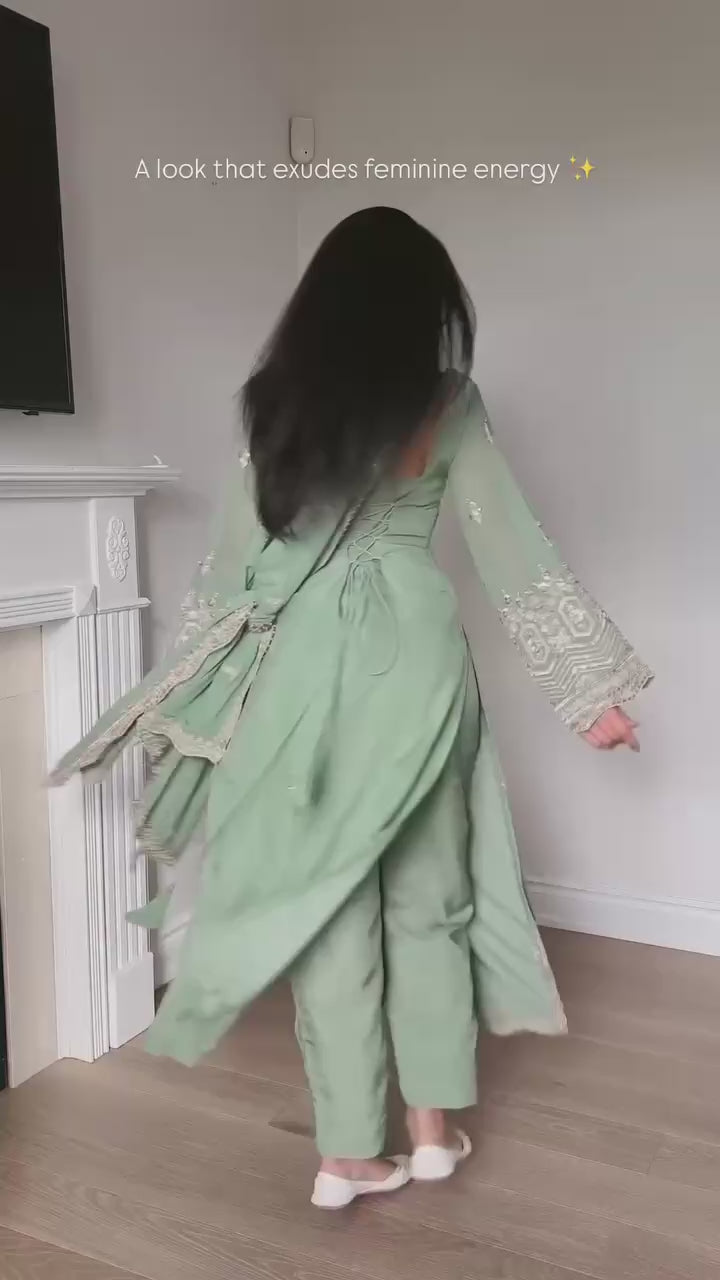 SARJINA SLWAR SUIT SET