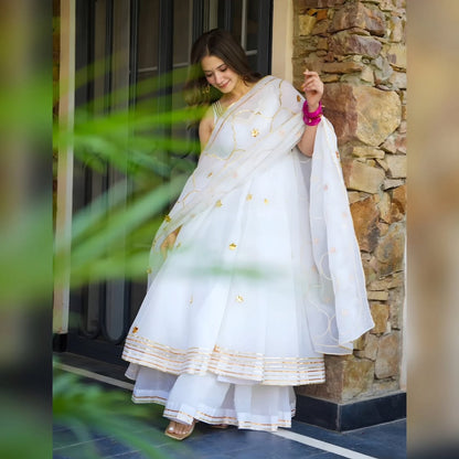 Shubhra Glint Kurta Set