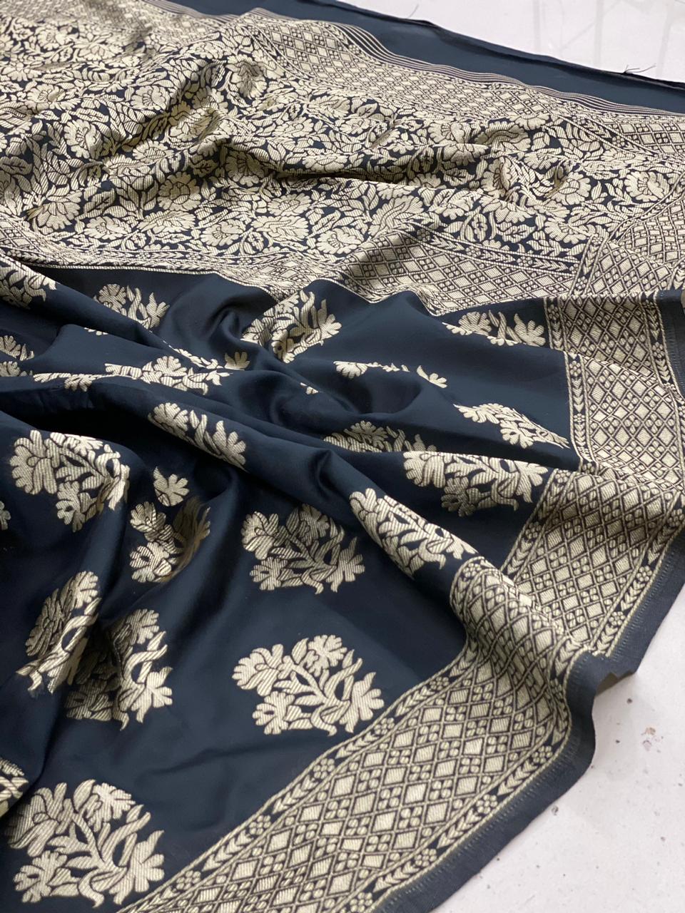Beautiful and breezy, this duo of Chic BLACK Kanchipuram silk Sarees | Indian Silk Blake Saree | Women Traditional Fastival Wear Sareee