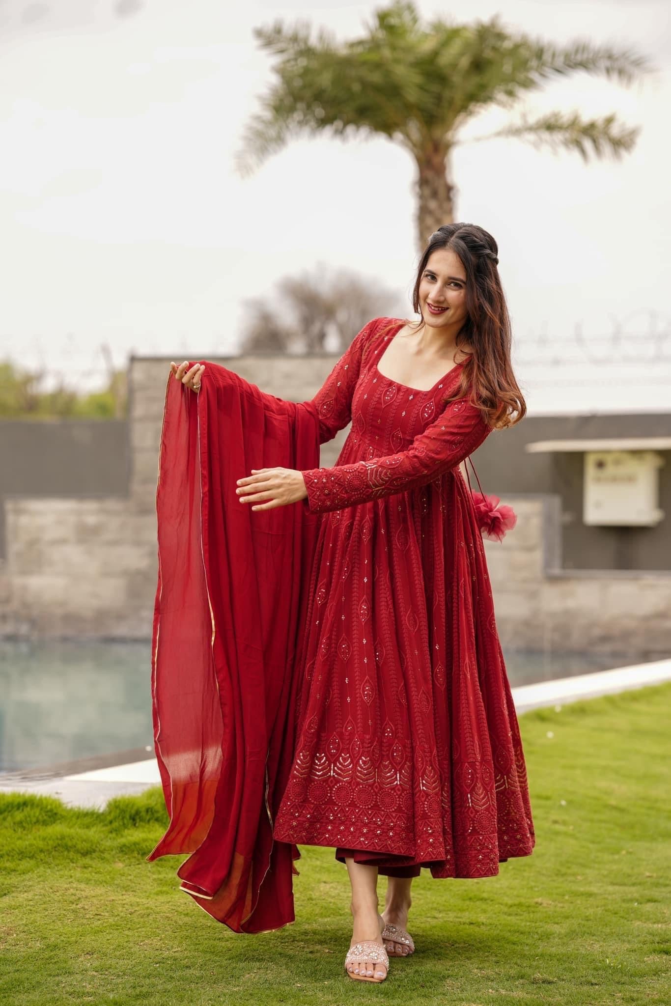 NEHA'S OFF WHITE COLOUR TRENDING ANARKALI SUIT SET – ishva shop
