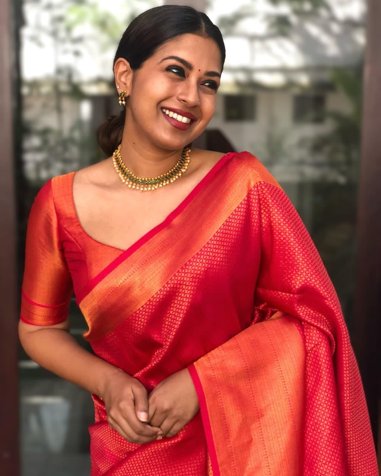 Red Banarasi Silk Saree With Blouse 268320